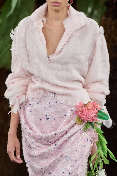 Look 111